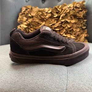 Vans Knu Skool Skate Shoes